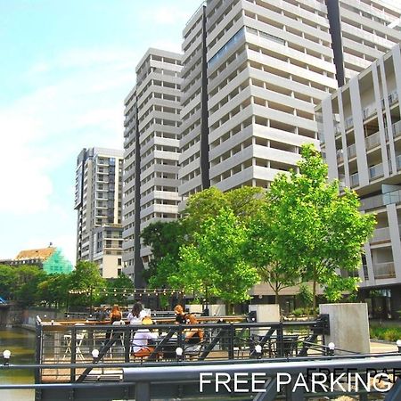 Two Towers Old Town Apartments-City Center-By The River-Observation Terrance On The Roof-Free Parking Breslavia Esterno foto
